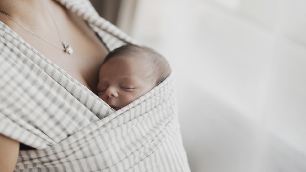 بعد الولادة: التغيرات والفحوصات